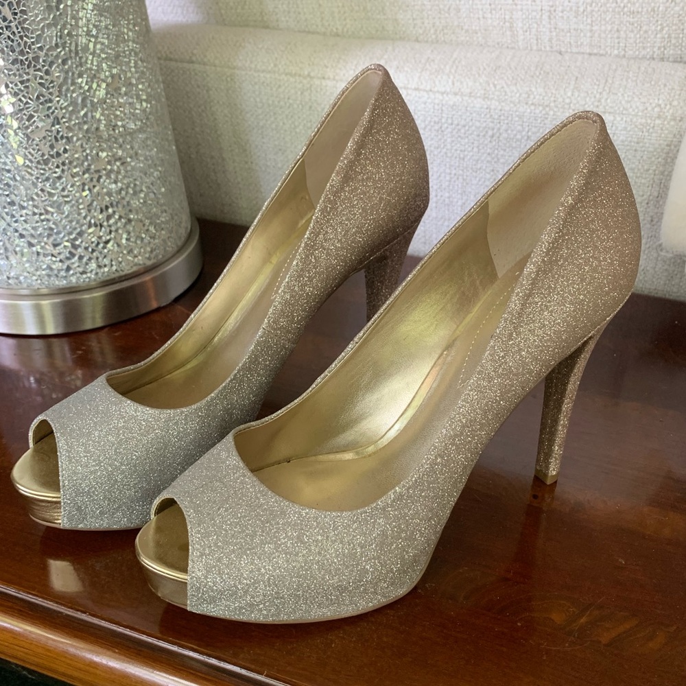 GUESS ombré glitter peep toe heels